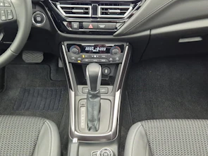 Fahrzeugbild SUZUKI S-Cross 1.4 T Sakura Top Hybrid 4x4