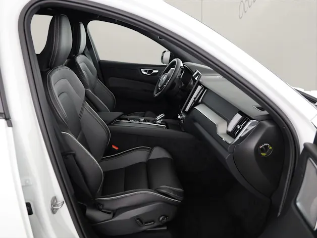 Volvo XC60 2.0 T6 TE Black Edition eAWD .