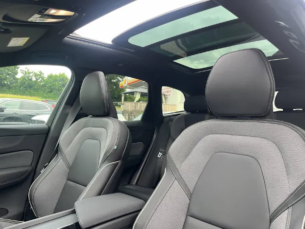 Volvo XC60 2.0 T6 TE Black Edition eAWD .