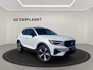 Volvo XC40 2.0 B4 MH Ultra Dark .