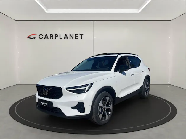 Volvo XC40 2.0 B4 MH Ultra Dark .