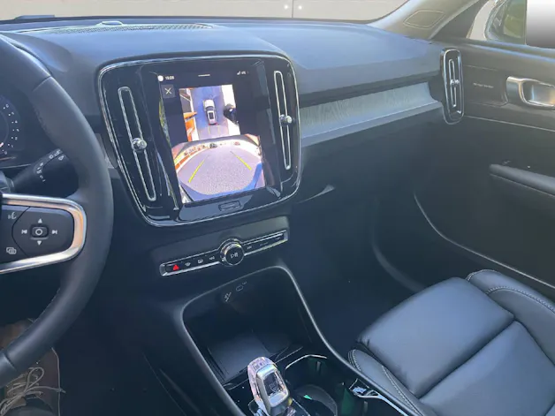 Volvo XC40 2.0 B4 MH Ultra Dark .
