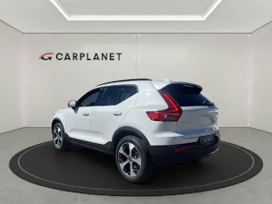 Volvo XC40 2.0 B4 MH Ultra Dark .