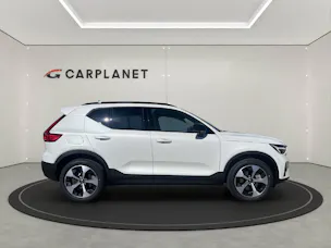 Volvo XC40 2.0 B4 MH Ultra Dark .