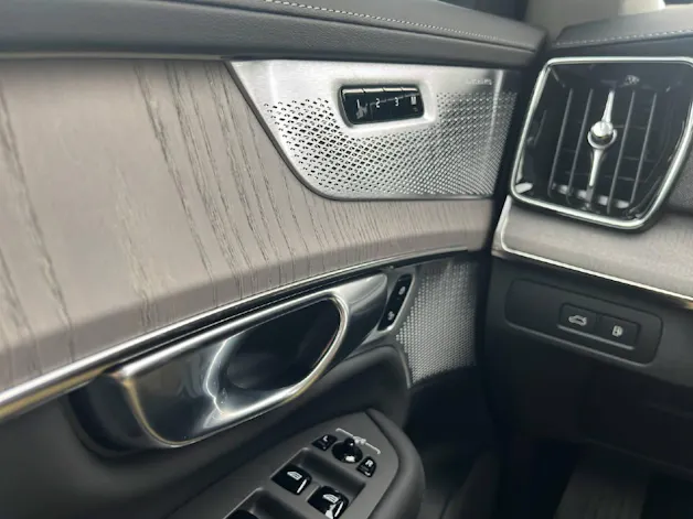 Volvo XC90 2.0 T8 TE Ultra Dark eAWD XCLUSIVE