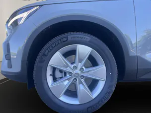 Volvo XC40 2.0 B3 MH Core .