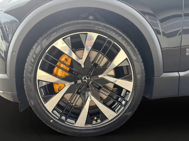 Polestar 3 Long Range Dual Motor Performance Plus .