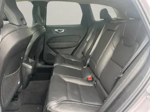 Volvo XC60 2.0 B5 MH Plus Dark AWD