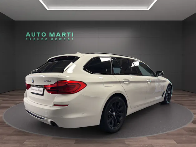BMW 520d xDrive Touring Sport Line
