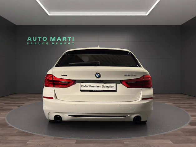 BMW 520d xDrive Touring Sport Line