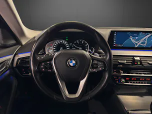 BMW 520d xDrive Touring Sport Line
