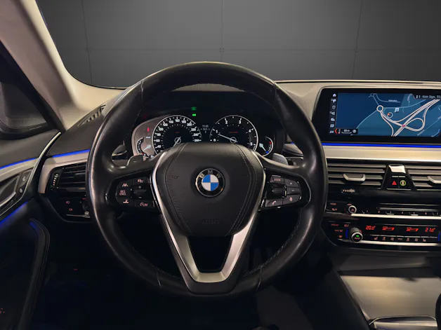 BMW 520d xDrive Touring Sport Line