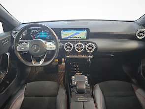 Fahrzeugbild MERCEDES-BENZ A 250 4MATIC AMG Line