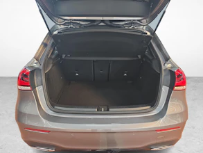 https://vehicle.imgix.net/4262568/b6aa7b86-24c0-4d10-b7ff-22654150baf9.jpg
