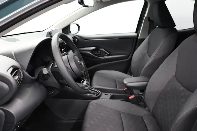 Toyota Yaris 1.5 VVT-i HSD Trend