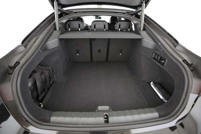 Fahrzeugbild BMW i4