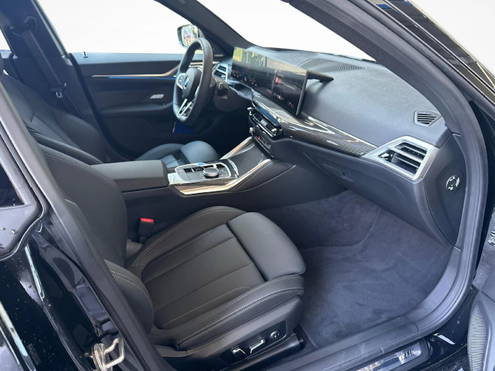 Fahrzeugbild BMW i4