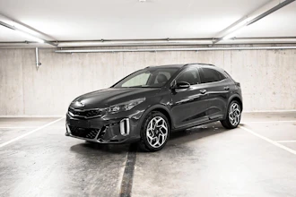 https://vehicle.imgix.net/4262692/faf2c841-d81f-415d-bdbb-3961fcd0b1ed.jpg
