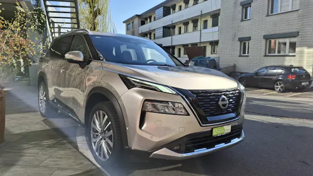 Nissan X-Trail 1.5 VC-T Tekna+ e-4orce 20Zoll