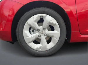 https://vehicle.imgix.net/4262746/12d69b29-ba76-4471-b099-54aa6cab5779.jpg