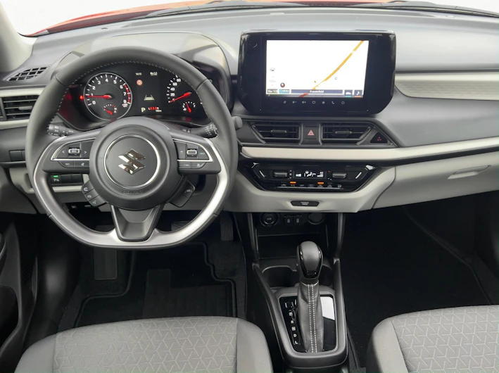 Fahrzeugbild SUZUKI SWIFT
