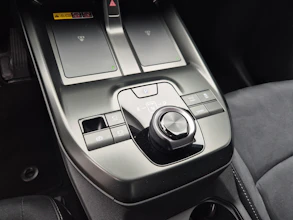 https://vehicle.imgix.net/4262885/3e9c85ea-9b75-4597-9edc-6dbf3dda2b5b.jpg