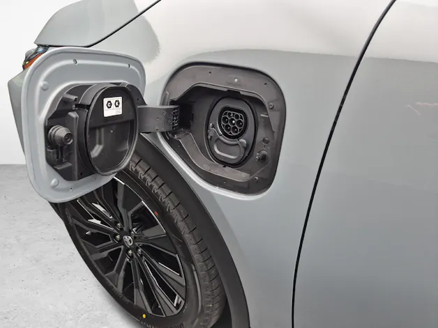 Toyota C-HR+ Premium AWD