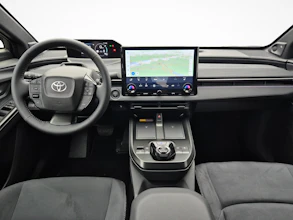 https://vehicle.imgix.net/4262885/a67b10e0-6088-46bb-855d-37614416b8e0.jpg