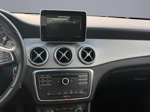 Mercedes-Benz GLA 200 Urban