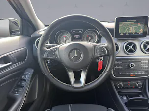 Mercedes-Benz GLA 200 Urban