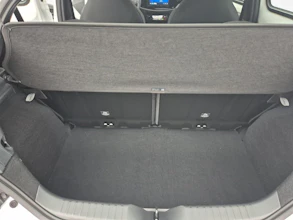 https://vehicle.imgix.net/4262892/d4eadc43-5e05-4ecb-aaf0-f22b8ffb0396.jpg