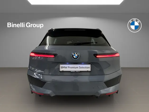 BMW iX xDrive50