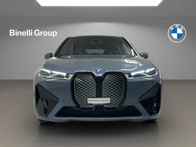 BMW iX xDrive50