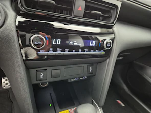 Fahrzeugbild TOYOTA Yaris Cross 1.5 VVT-i HSD GR Sport - ab 0.99% Leasing