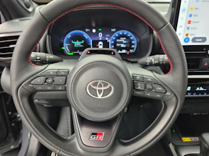 Fahrzeugbild TOYOTA Yaris Cross 1.5 VVT-i HSD GR Sport - ab 0.99% Leasing