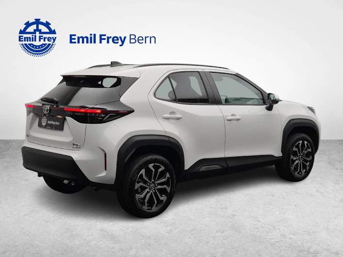 Fahrzeugbild TOYOTA YARIS CROSS