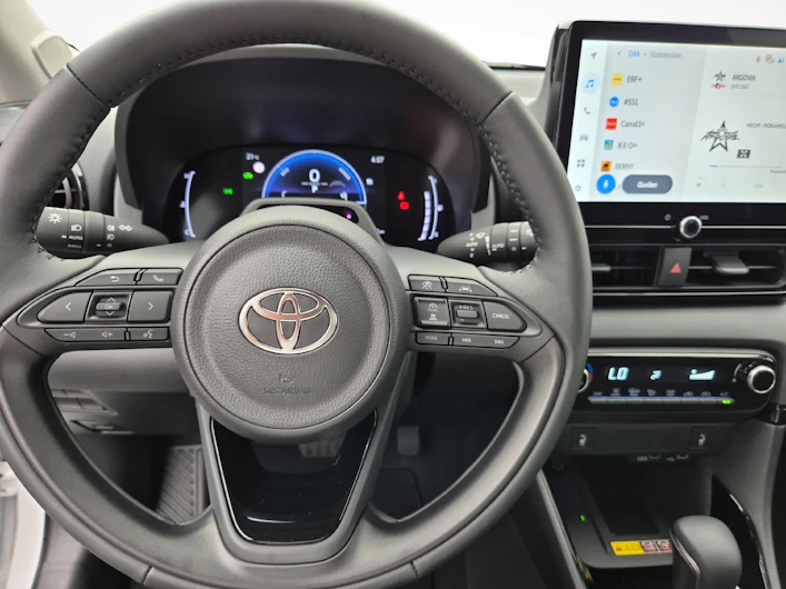 Fahrzeugbild TOYOTA YARIS