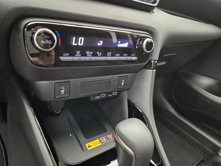 Fahrzeugbild TOYOTA YARIS