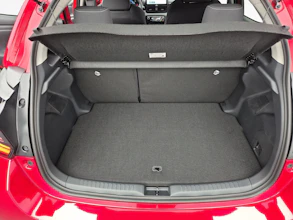 https://vehicle.imgix.net/4262971/e49b8c96-6087-4945-b73d-0b069ec4859b.jpg