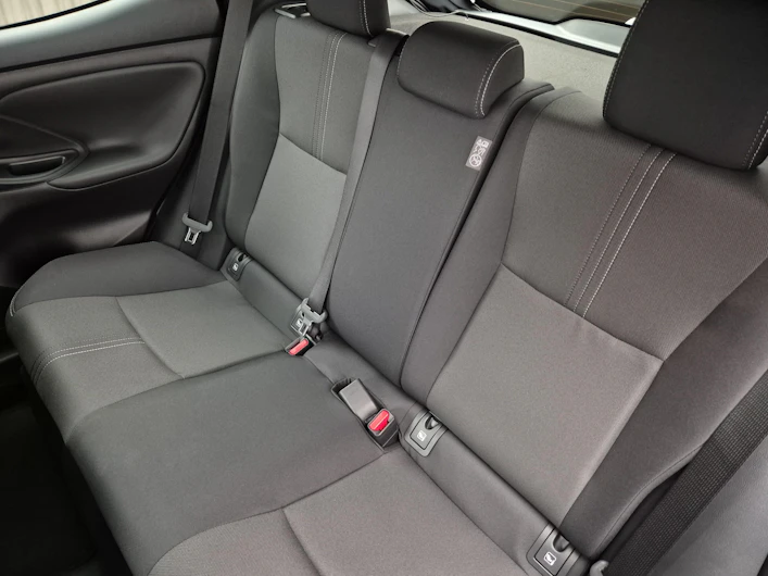 Fahrzeugbild TOYOTA YARIS