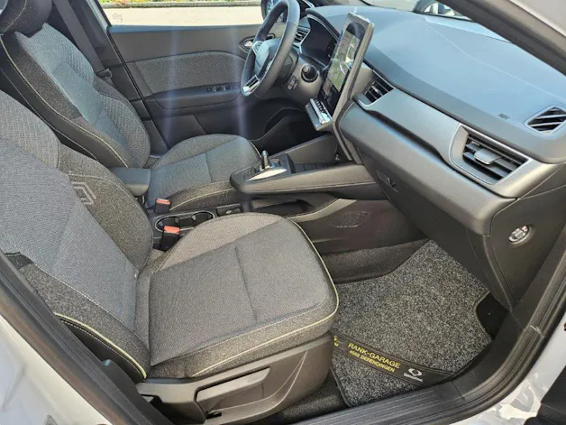 Renault Captur 1.8 E-Tech techno