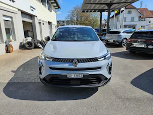 Renault Captur 1.8 E-Tech techno