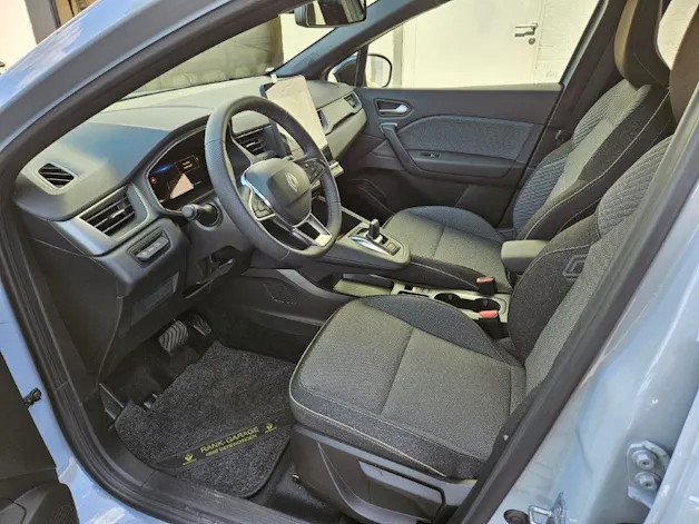 Renault Captur 1.8 E-Tech techno