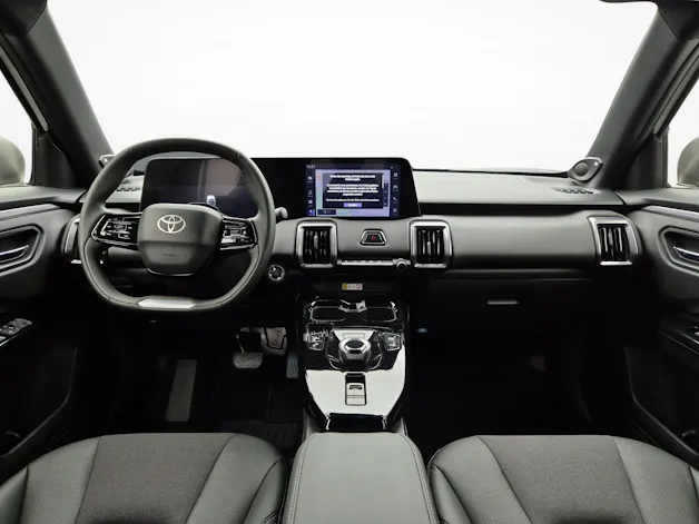 Toyota Urban Cruiser Premium AWD - ab 1.99% Leasing