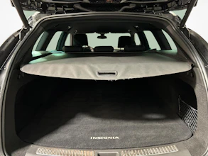 https://vehicle.imgix.net/4263013/8bad1dce-a3d1-4665-b583-38297154ec86.jpg
