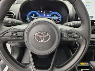 Toyota Yaris 1.5 VVT-i HSD Premium - ab 2.99% Leasing