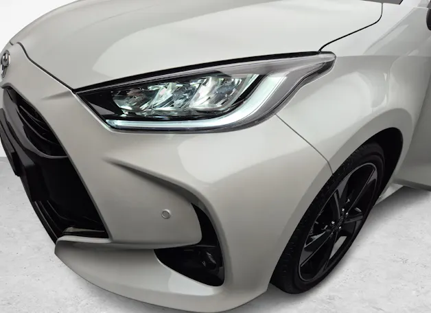 Toyota Yaris 1.5 VVT-i HSD Premium - ab 1.99% Leasing
