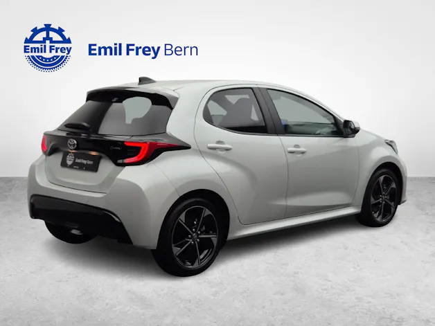 Toyota Yaris 1.5 VVT-i HSD Premium - ab 1.99% Leasing