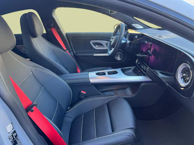 Mercedes-Benz CLA 220 4MATIC AMG Line