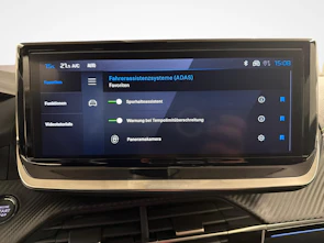 Fahrzeugbild PEUGEOT 208 1.2 Hybrid 145 GT